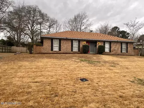 5935 Ferncreek Dr, Jackson, MS 39211