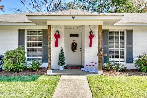 56 Fern Valley Rd, Brandon, MS 39042