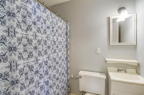 103 N Ida Ln, Long Beach, MS 39560 photo 16