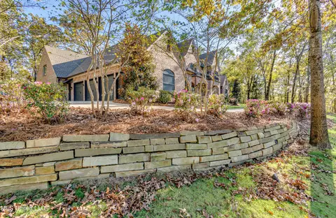 Exterior - 125 Chestnut Hill Rd, Flora, MS 39071 photo 7 of 33