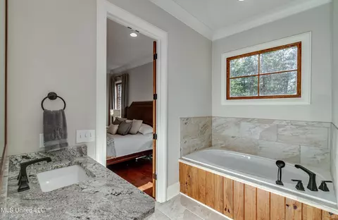 Bath - 125 Chestnut Hill Rd, Flora, MS 39071 photo 4 of 10