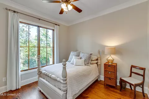 Bedroom - 125 Chestnut Hill Rd, Flora, MS 39071 photo 9 of 13