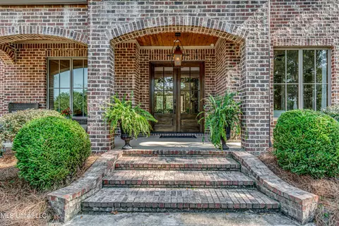 Exterior - 125 Chestnut Hill Rd, Flora, MS 39071 photo 5 of 33