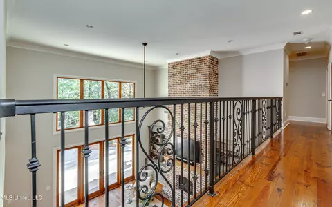 Entry Way - 125 Chestnut Hill Rd, Flora, MS 39071 photo 2 of 2
