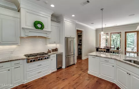 Kitchen - 125 Chestnut Hill Rd, Flora, MS 39071 photo 6 of 6