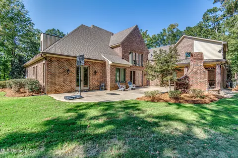 Exterior - 125 Chestnut Hill Rd, Flora, MS 39071 photo 14 of 33