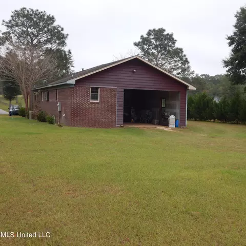 Exterior - 166 Raineys Ln, Lucedale, MS 39452 photo 3 of 6