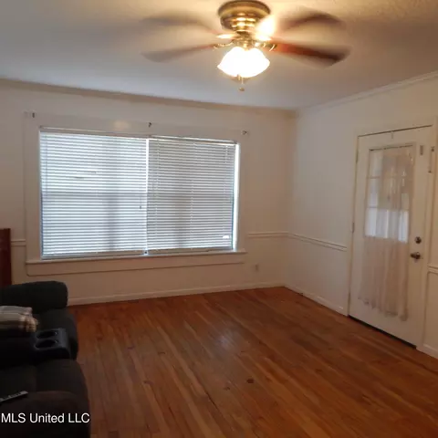 Living - 166 Raineys Ln, Lucedale, MS 39452 photo 1 of 2