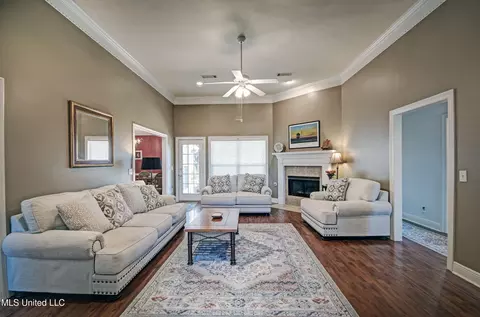 Living - 132 Evergreen Way, Flowood, MS 39232 photo 1 of 3