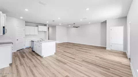 Living - 17430 Willow Cv, Saucier, MS 39574 photo 4 of 4