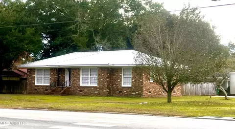 3306 Ingalls Ave, Pascagoula, MS 39581