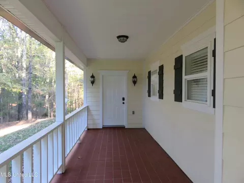 Exterior - 208 Crescent H Dr, Terry, MS 39170 photo 3 of 5