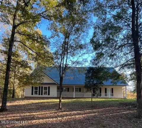 208 Crescent H Dr, Terry, MS 39170
