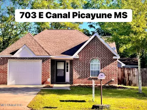 703 E Canal St, Picayune, MS 39466