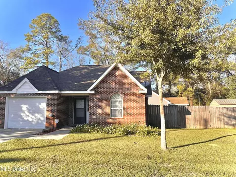 703 E Canal St, Picayune, MS 39466 photo 21
