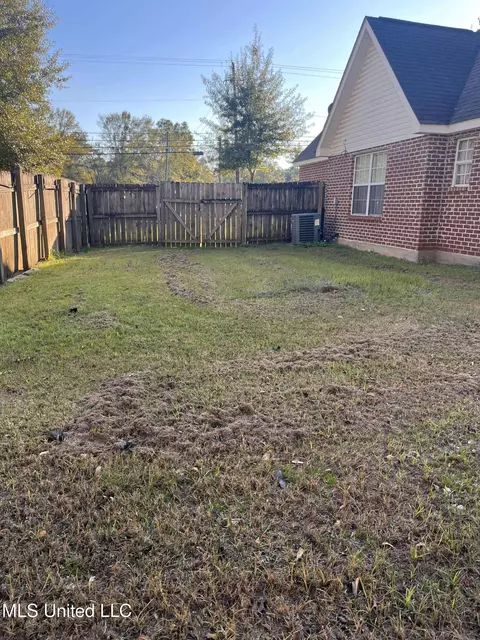 703 E Canal St, Picayune, MS 39466 photo 20