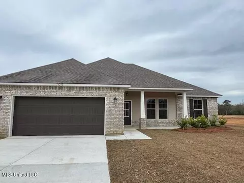 14298 Swan Ridge Cir, Gulfport, MS 39503