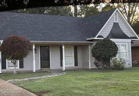 5805 Kristen Dr, Jackson, MS 39211