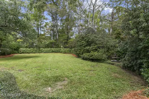 2006 Douglass Dr, Jackson, MS 39211 photo 31