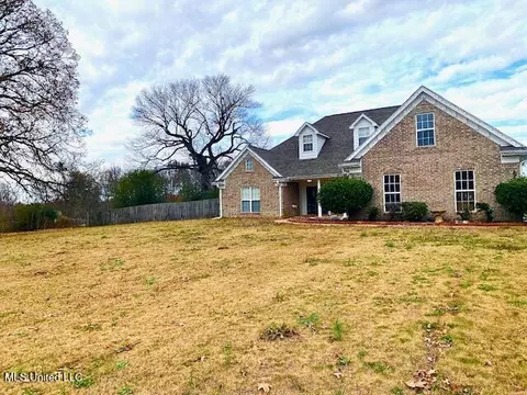 281 Moore Crossing Xing, Byhalia, MS 38611