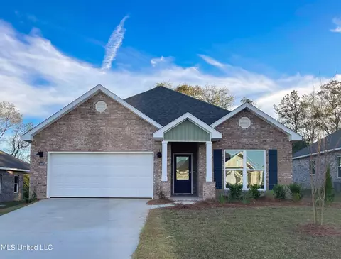 17887 Kelso Dr, D'iberville, MS 39540