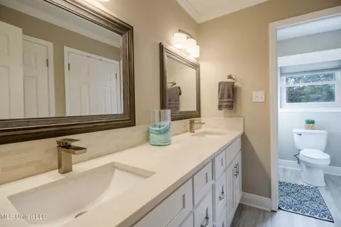 Bath - 2 Briar Patch Ln, Gulfport, MS 39507 photo 5 of 7
