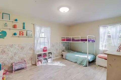 Bedroom - 6200 Juniper Dr, Vancleave, MS 39565 photo 2 of 7