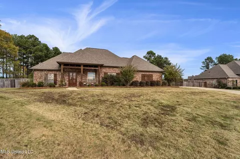 Exterior - 125 Westerly Pl, Madison, MS 39110 photo 3 of 10