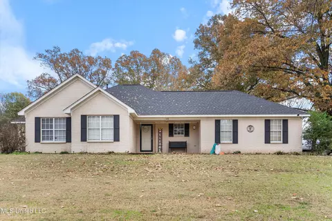 148 Waverly Rd, Senatobia, MS 38668