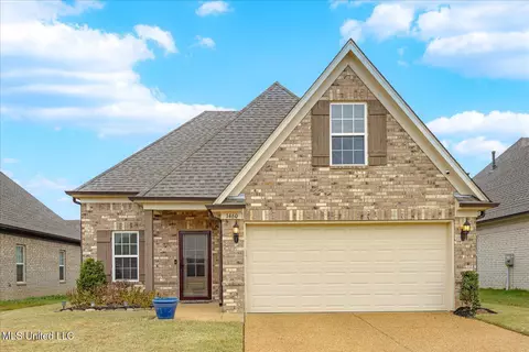 1460 Benjamin Harrison Dr, Southaven, MS 38671