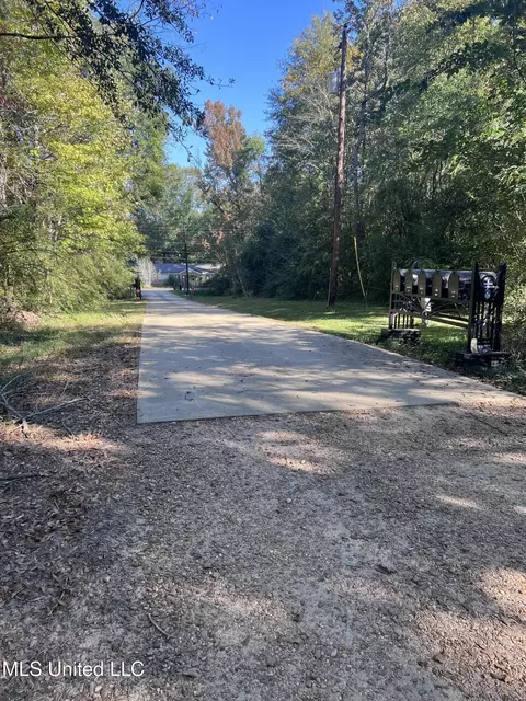 111 E Pittman Cir, Pearl, MS 39208 photo 34