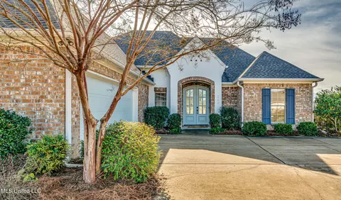 267 Rockbridge Dr, Madison, MS 39110