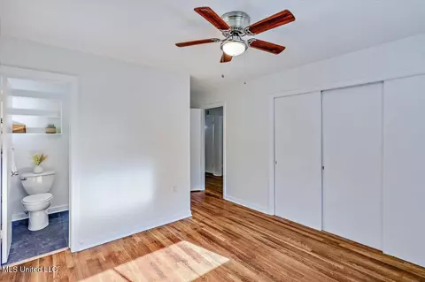 Bedroom - 4325 Ridgewood Rd, Jackson, MS 39211 photo 2 of 4