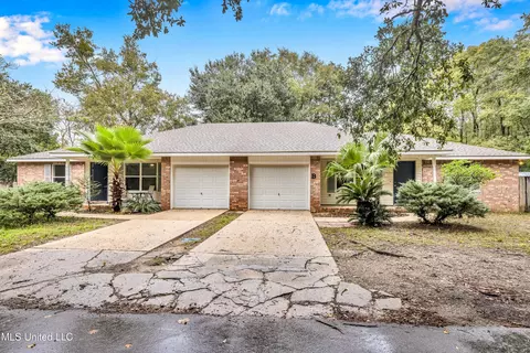 124 26th Street St #A/B, Gulfport, MS 39507