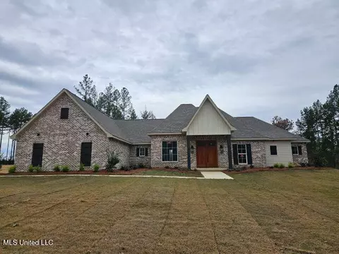 216 Lost Oak Ln, Brandon, MS 39047