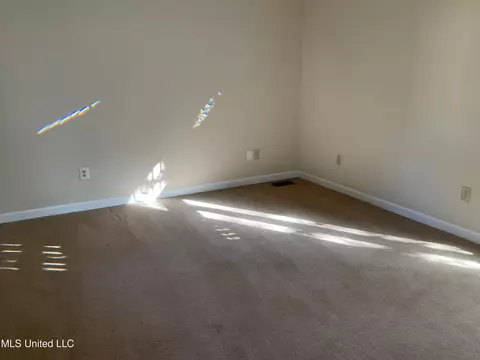 44 Avery Cir, Jackson, MS 39211 photo 13