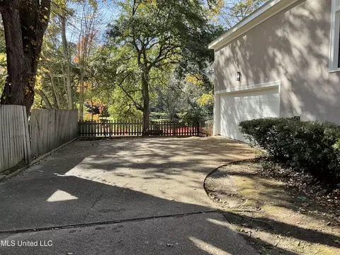 44 Avery Cir, Jackson, MS 39211 photo 27