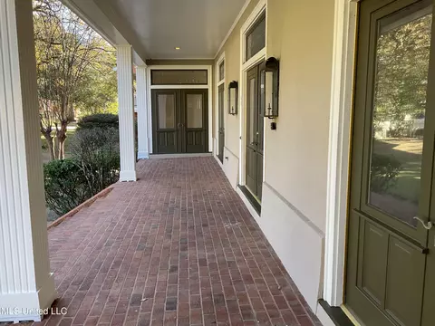 44 Avery Cir, Jackson, MS 39211 photo 2