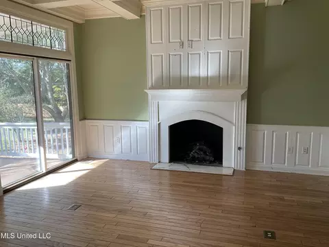 44 Avery Cir, Jackson, MS 39211 photo 3