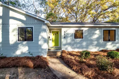 Exterior - 384 Naples Rd, Jackson, MS 39206 photo 2 of 4