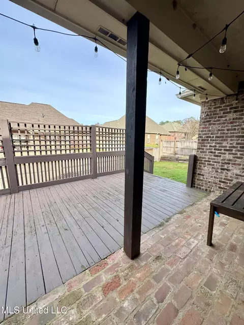 Exterior - 715 Tortoise Rdg, Brandon, MS 39047 photo 6 of 9