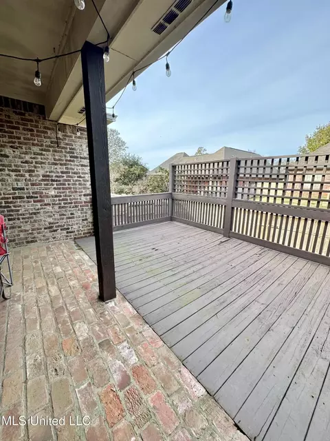 Exterior - 715 Tortoise Rdg, Brandon, MS 39047 photo 7 of 9