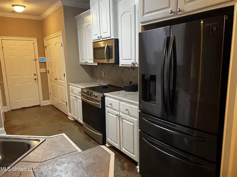 Kitchen - 508 Lyon St, Canton, MS 39046 photo 2 of 2