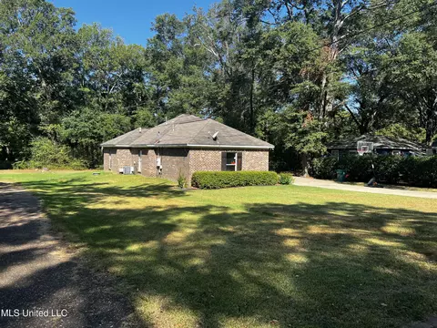 Exterior - 508 Lyon St, Canton, MS 39046 photo 2 of 5