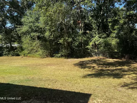 Exterior - 508 Lyon St, Canton, MS 39046 photo 4 of 5