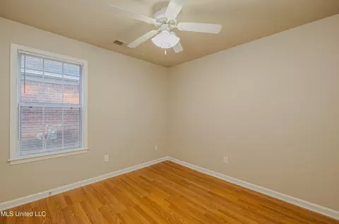 Bedroom - 3148 Mcingvale Rd, Hernando, MS 38632 photo 2 of 3