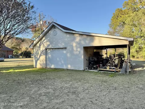 Other - 2425 Perry Rd, Grenada, MS 38901 photo 1 of 11