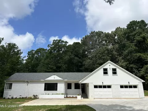 112 Louis Wilson Dr, Brandon, MS 39042