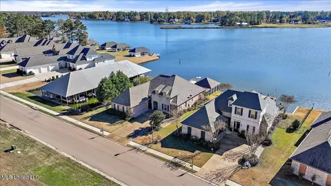 View/Area - 157 Harbor View Dr, Madison, MS 39110 photo 3 of 10
