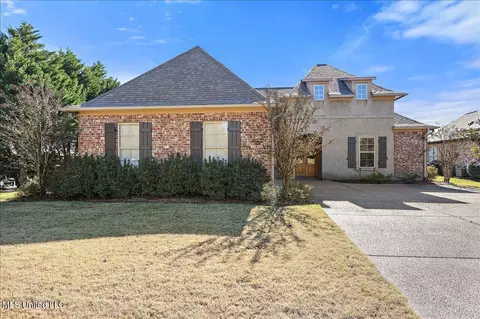 Exterior - 157 Harbor View Dr, Madison, MS 39110 photo 2 of 13